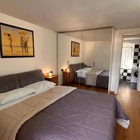 Casa Tau - Casa Tipica Del Di Apartment Pianello Del Lario