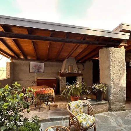 Casa Tau - Casa Tipica Del Di * Pianello Del Lario